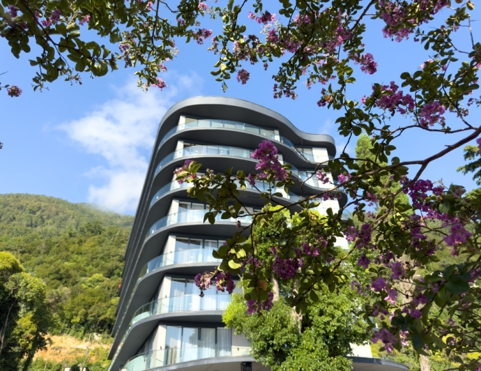 Внешний вид и территория - Отель Royal Riviera / Роял Ривьера Гагра